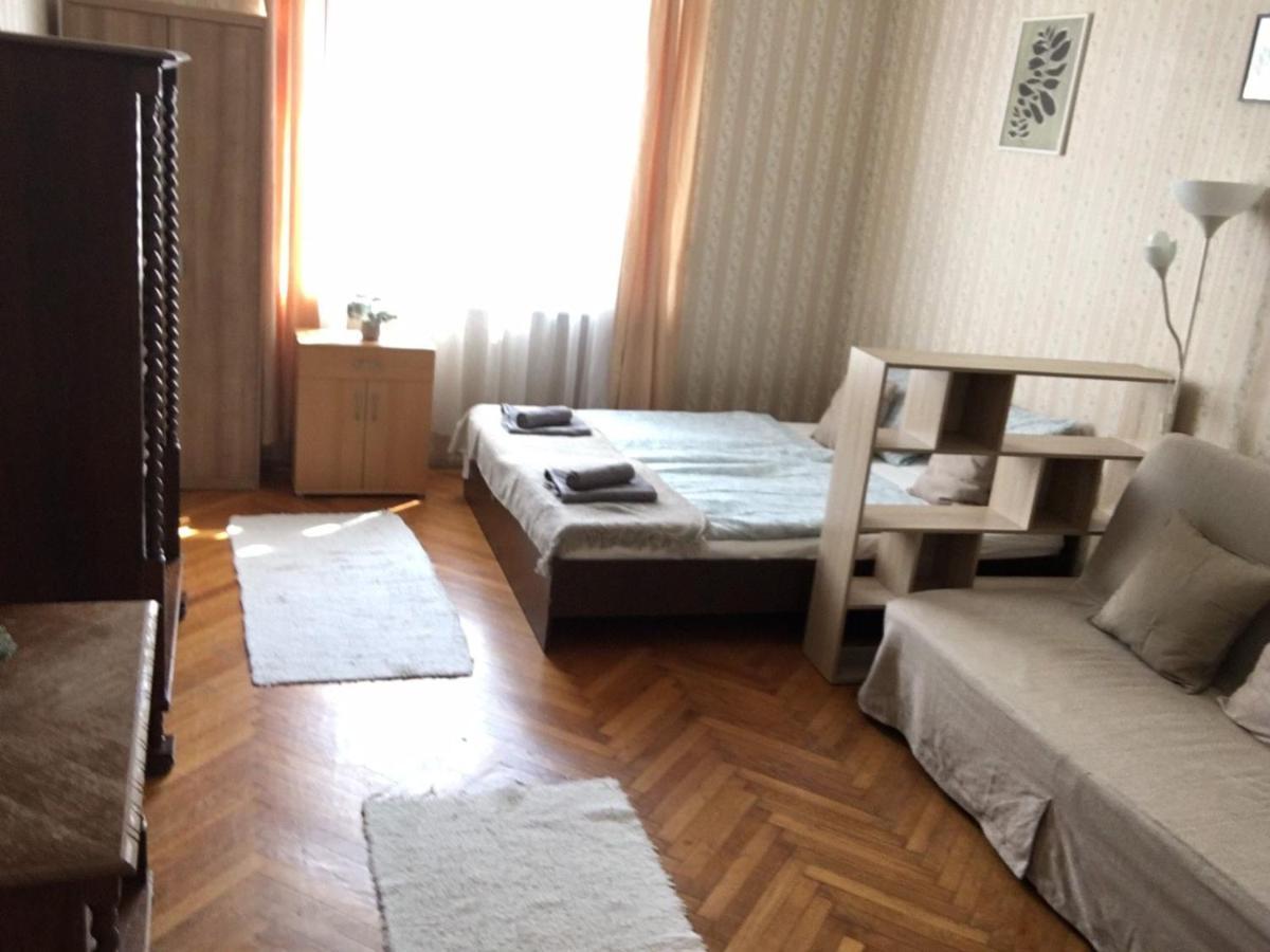 Cozy Flat At Stadionok M Station 부다페스트 외부 사진