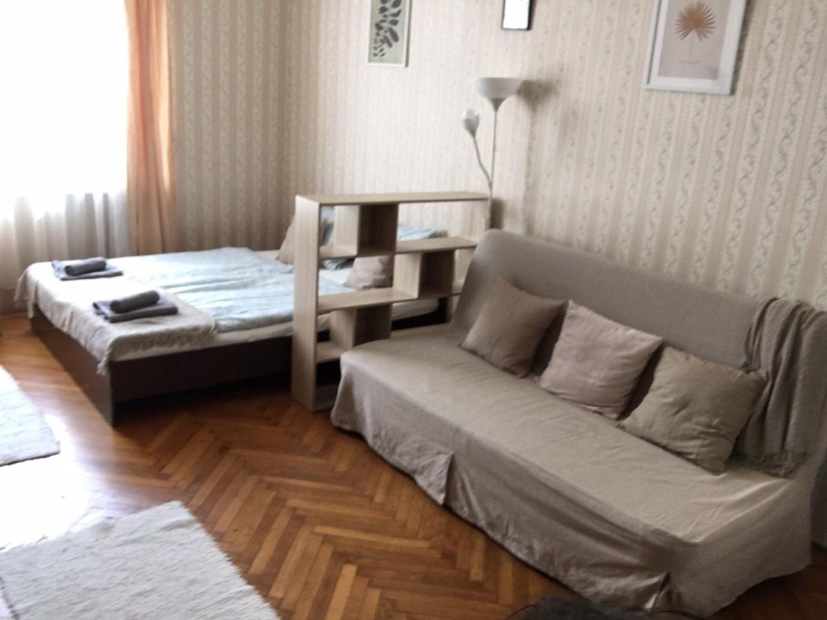 Cozy Flat At Stadionok M Station 부다페스트 외부 사진